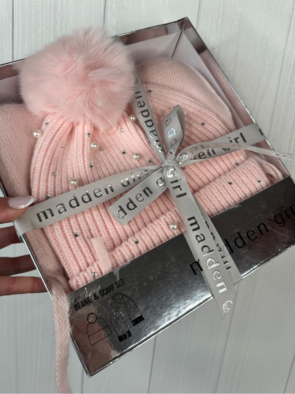 Madden Girl juniors' soft scarf and cable knit beanie hat boxed set in pink